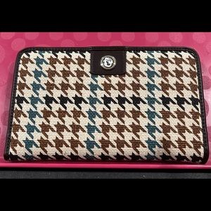 NWOT Large Houndstooth Spartina Wallet